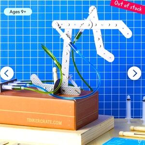 NWT • Tinkerkrate Hydraulic Claw